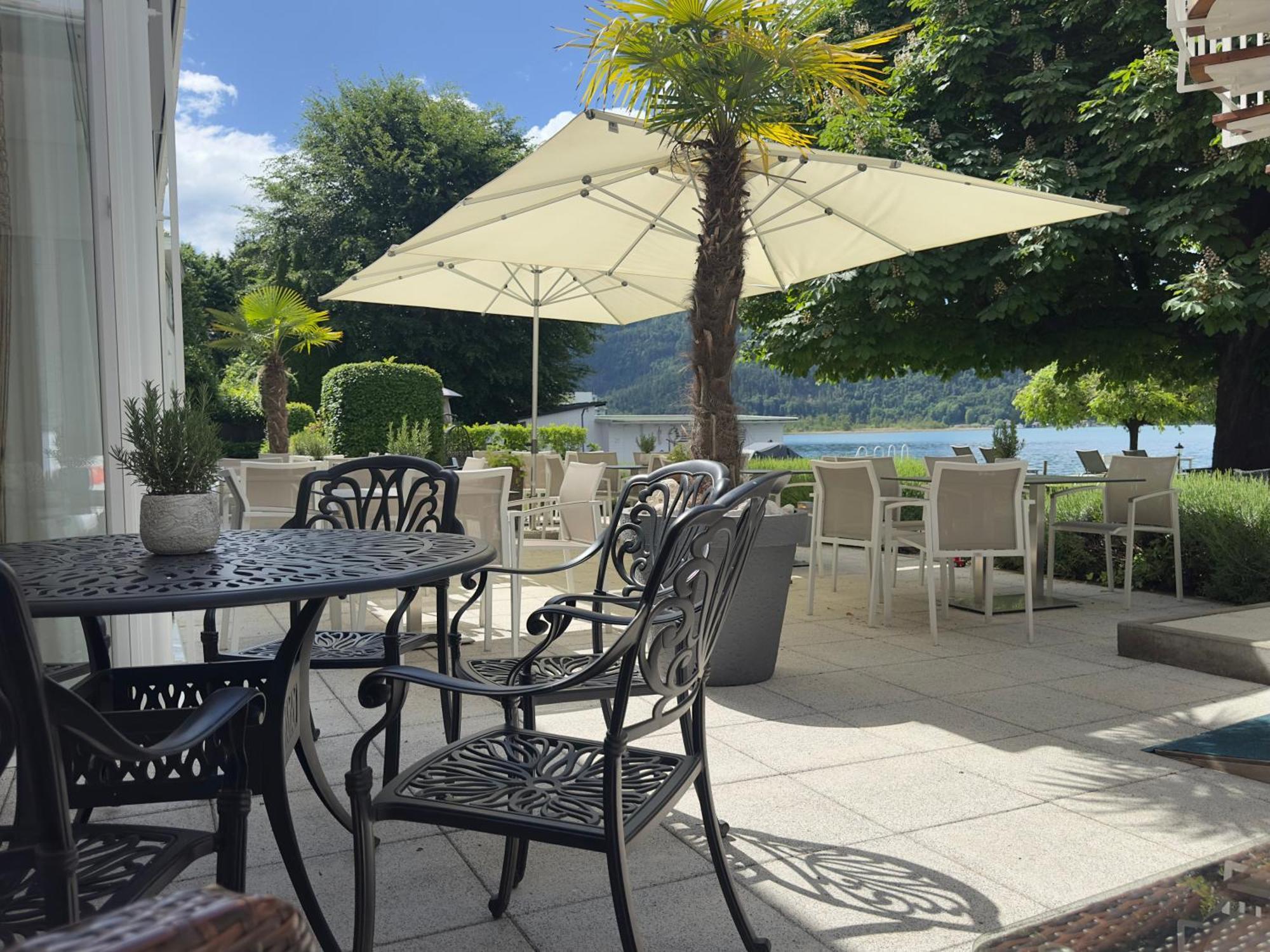 Strandhotel Kaerntnerhof Portschach am Woerthersee Exterior photo